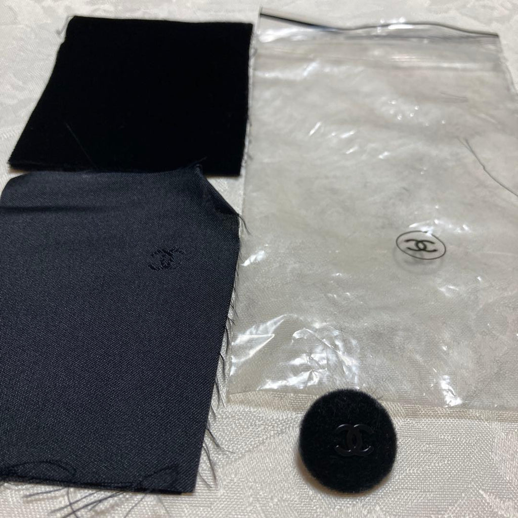 CHANEL Velvet Jacket Size 40