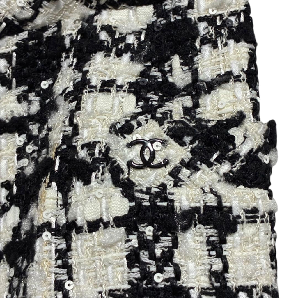 CHANEL Tweed Jacket & Skirt Set – Jacket 40 / Skirt 38