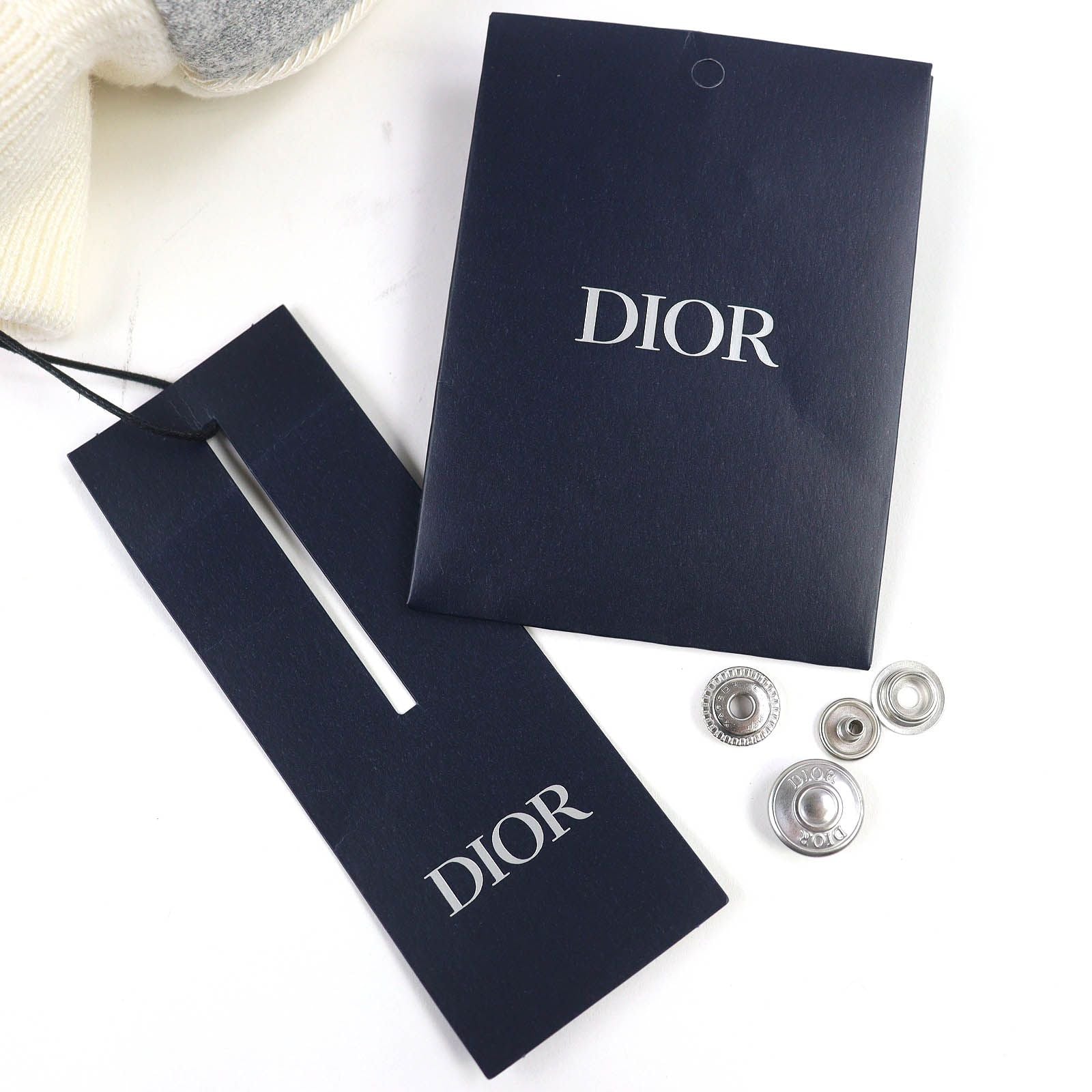 DIOR HOMME 2024 スズラン刺繍 コットン バーシティジャケット – グレー＆アイボリー サイズM