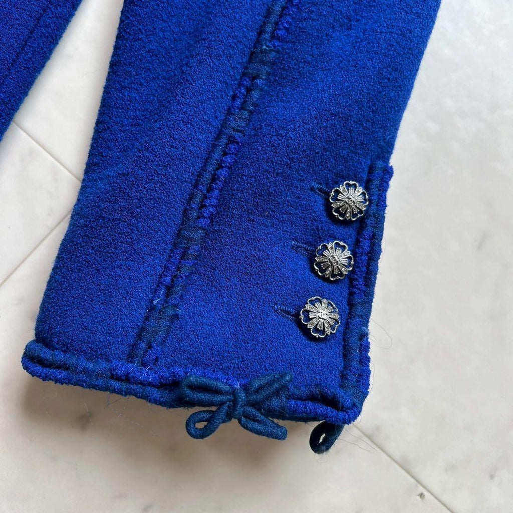 CHANEL Royal Blue Ribbon Coco Mark Flower Button Tweed Jacket Size 38
