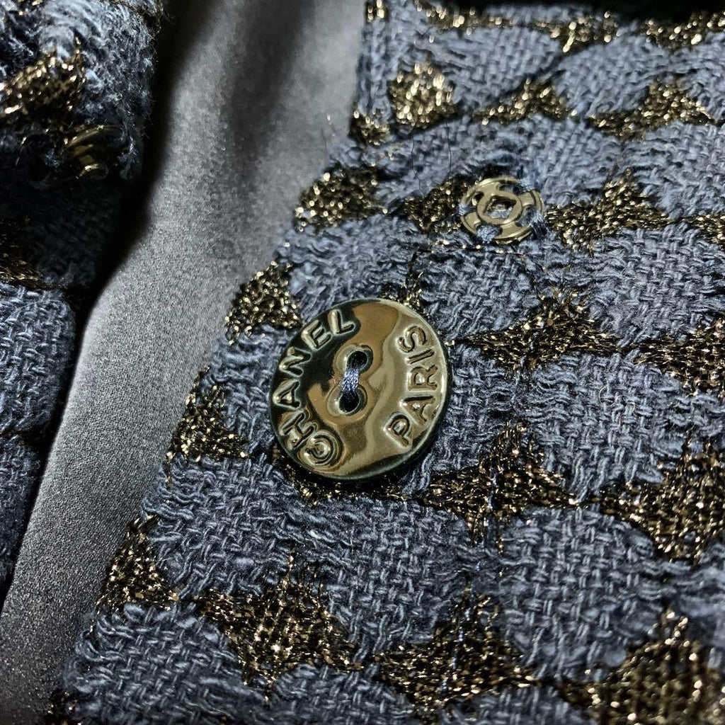 New CHANEL Pleated Tweed Jacket Navy Size 34