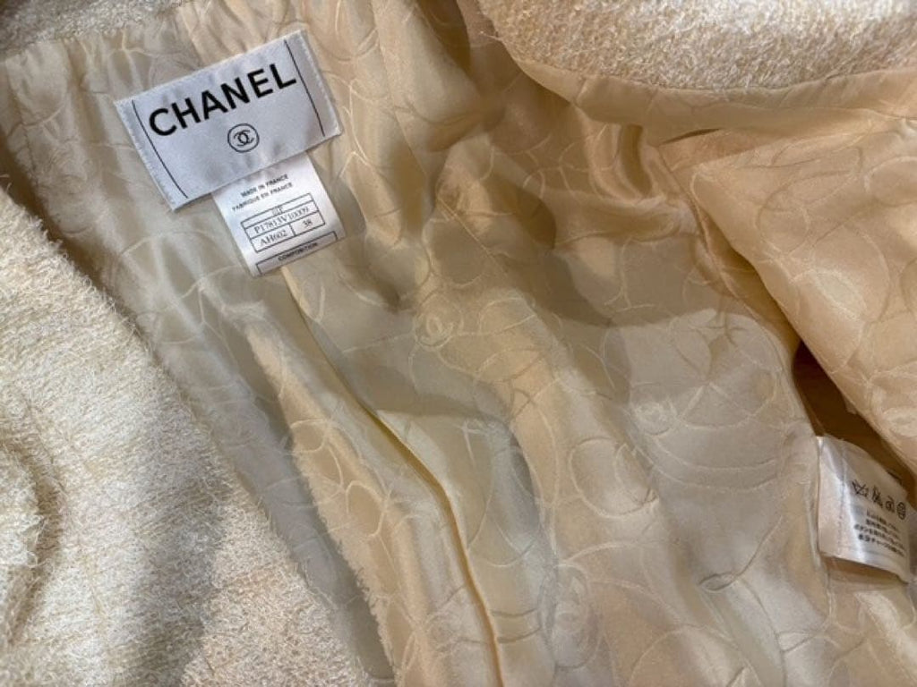 CHANEL Collarless Jacket — Size 38