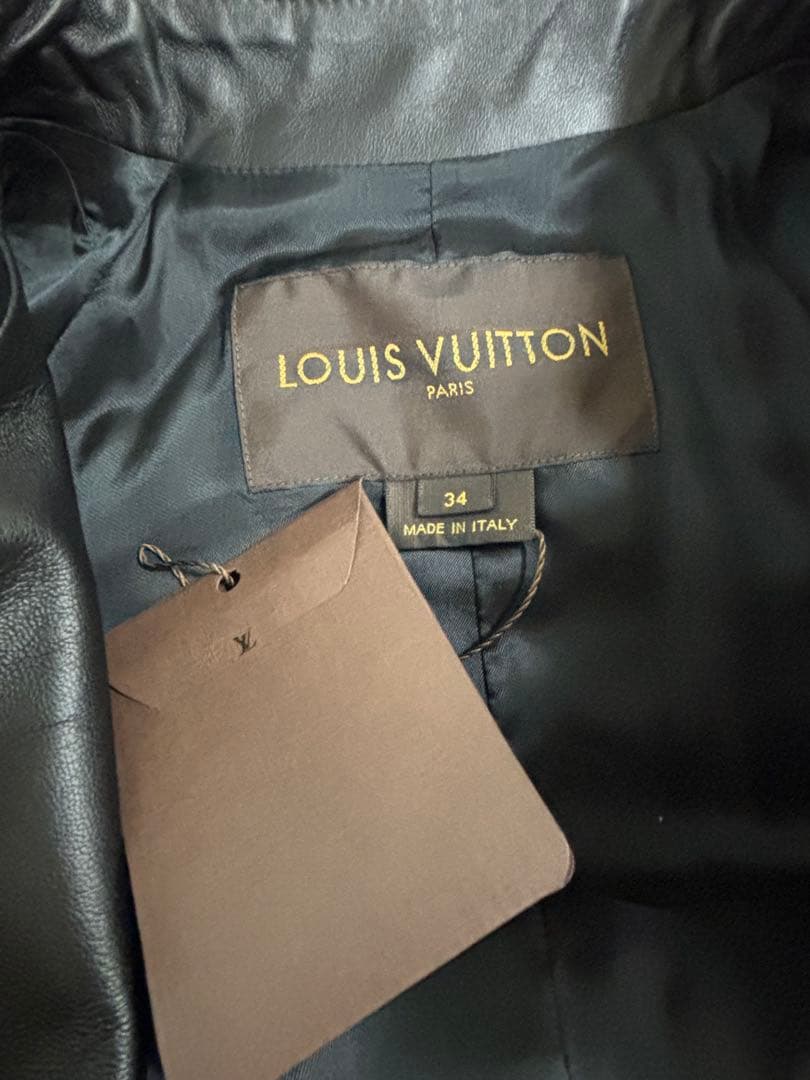 LOUIS VUITTON Black Leather Coat Size 34