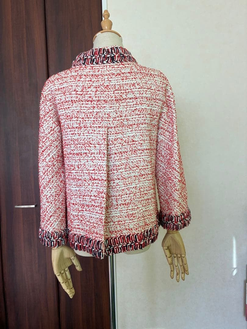 CHANEL Jacket Size 38