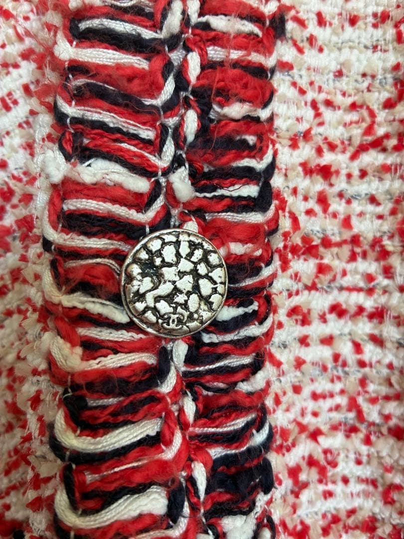 CHANEL Jacket Size 38
