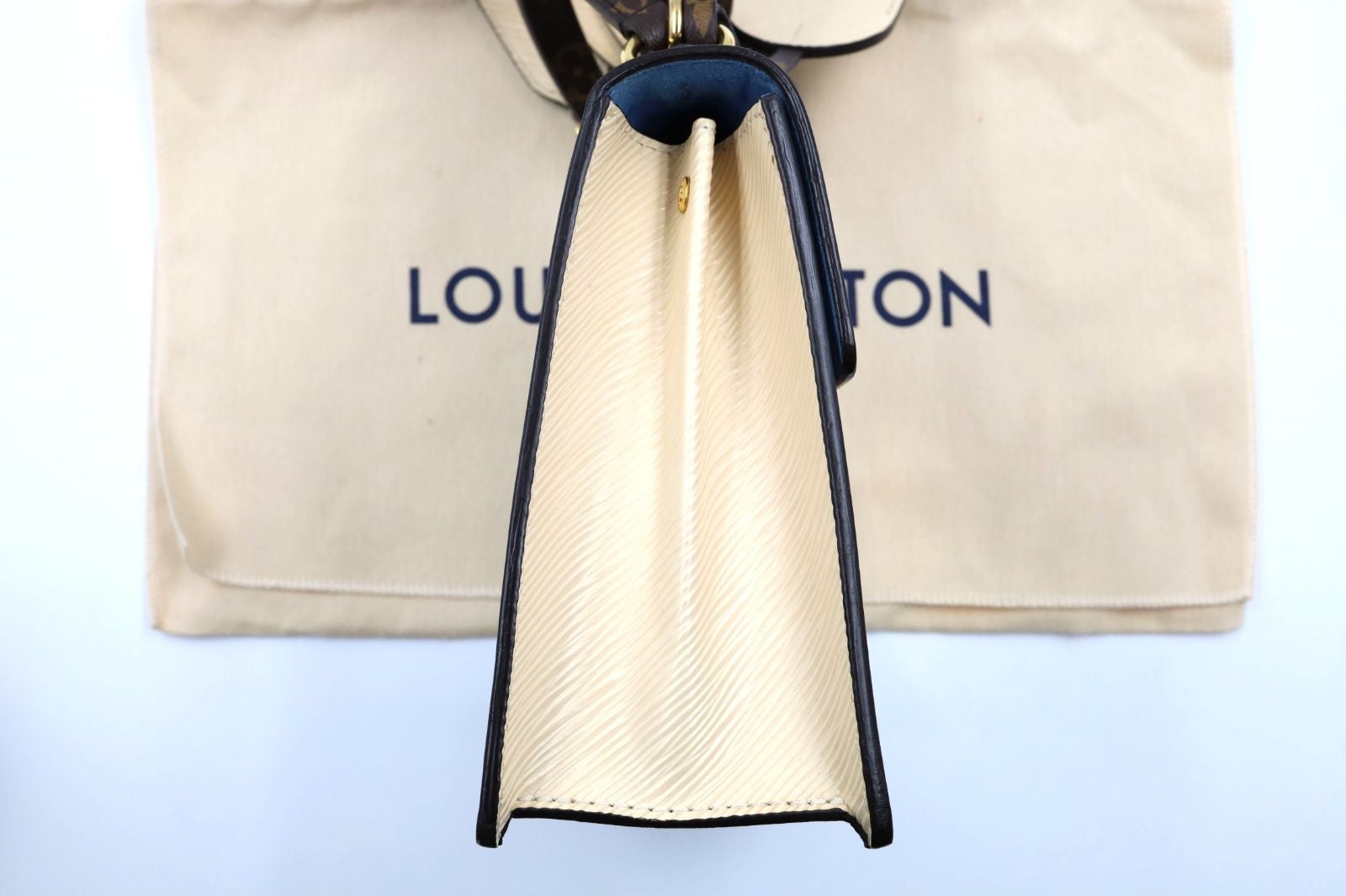 LOUIS VUITTON Vernis Epi Monogram Spring Street PM Blue M90373