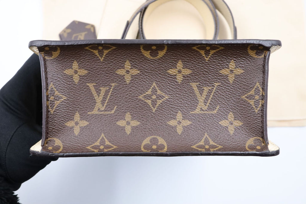 LOUIS VUITTON Vernis Epi Monogram Spring Street PM Blue M90373