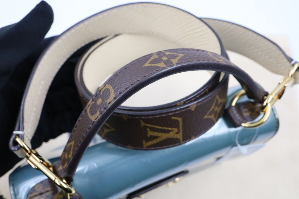 LOUIS VUITTON Vernis Epi Monogram Spring Street PM Blue M90373