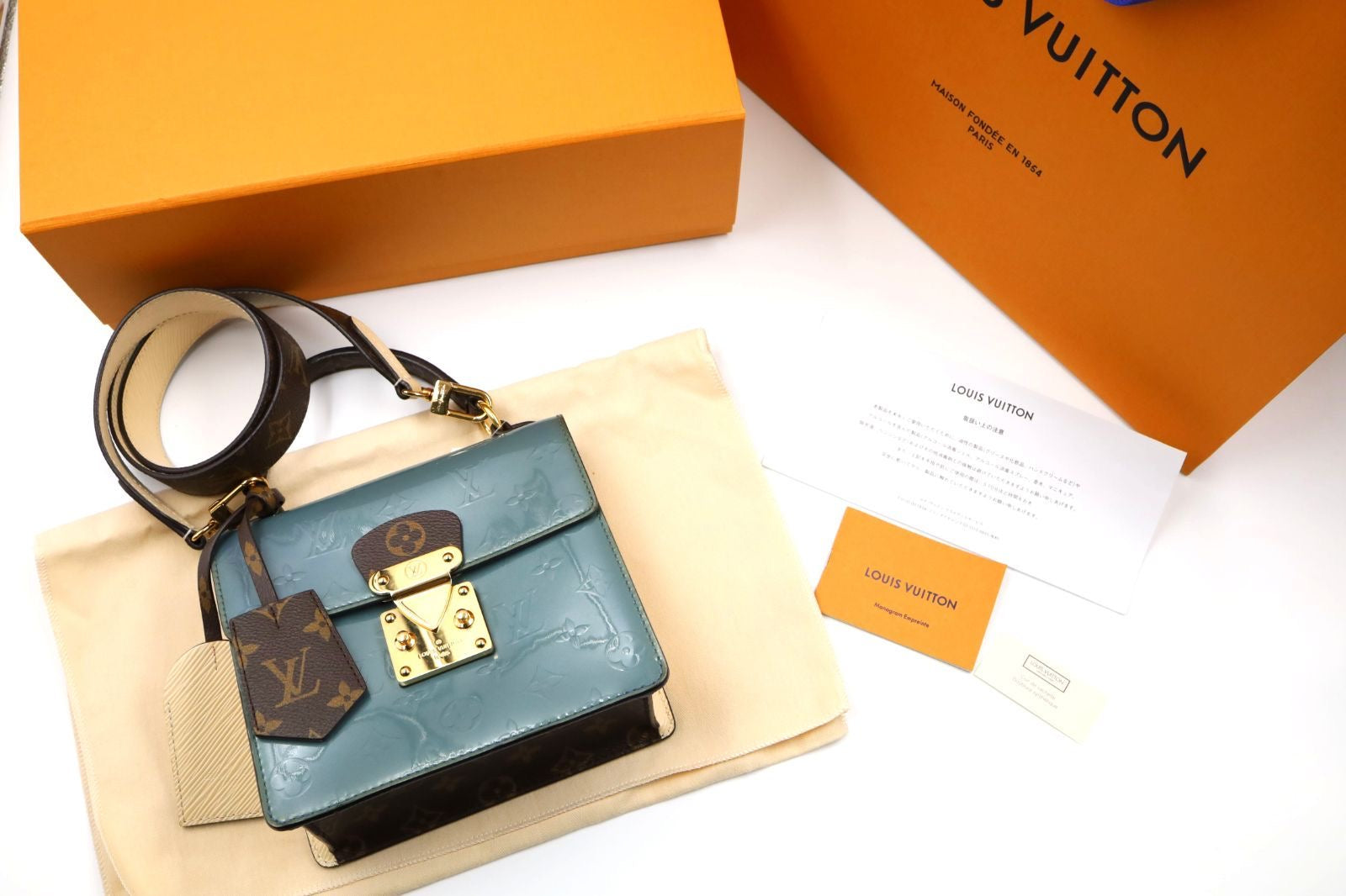 LOUIS VUITTON Vernis Epi Monogram Spring Street PM Blue M90373