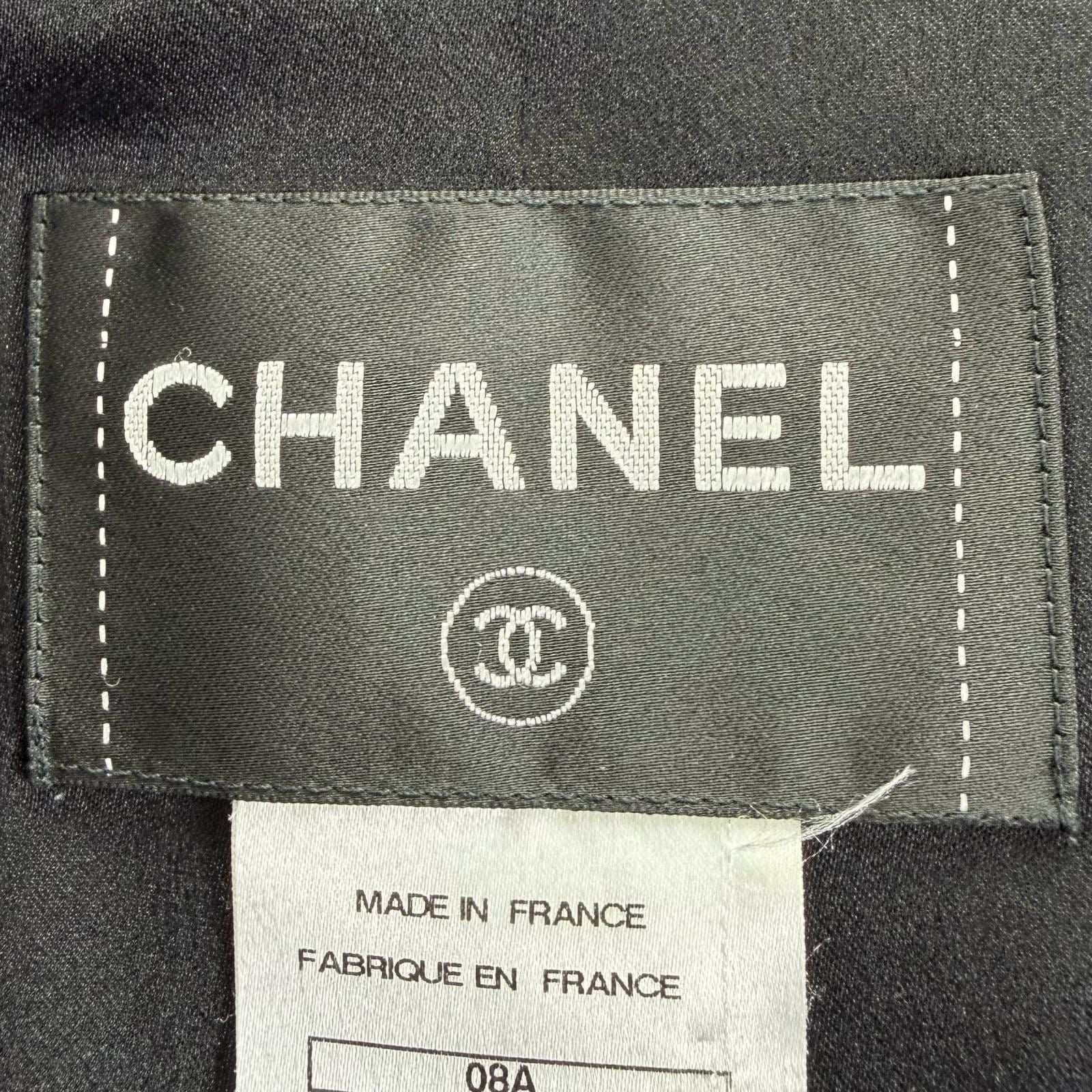CHANEL 08A Wool & Cashmere Coat with Silk Lining & Coco Mark Buttons – Black Size 36