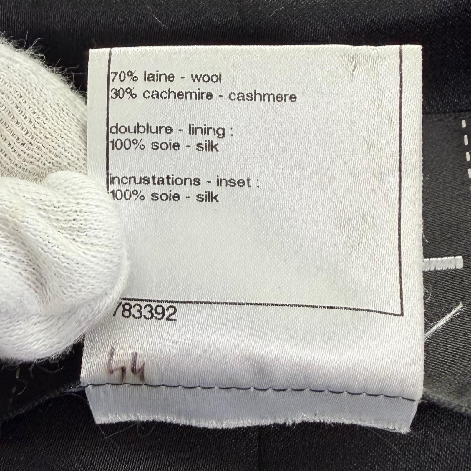 CHANEL 08A Wool & Cashmere Coat with Silk Lining & Coco Mark Buttons – Black Size 36