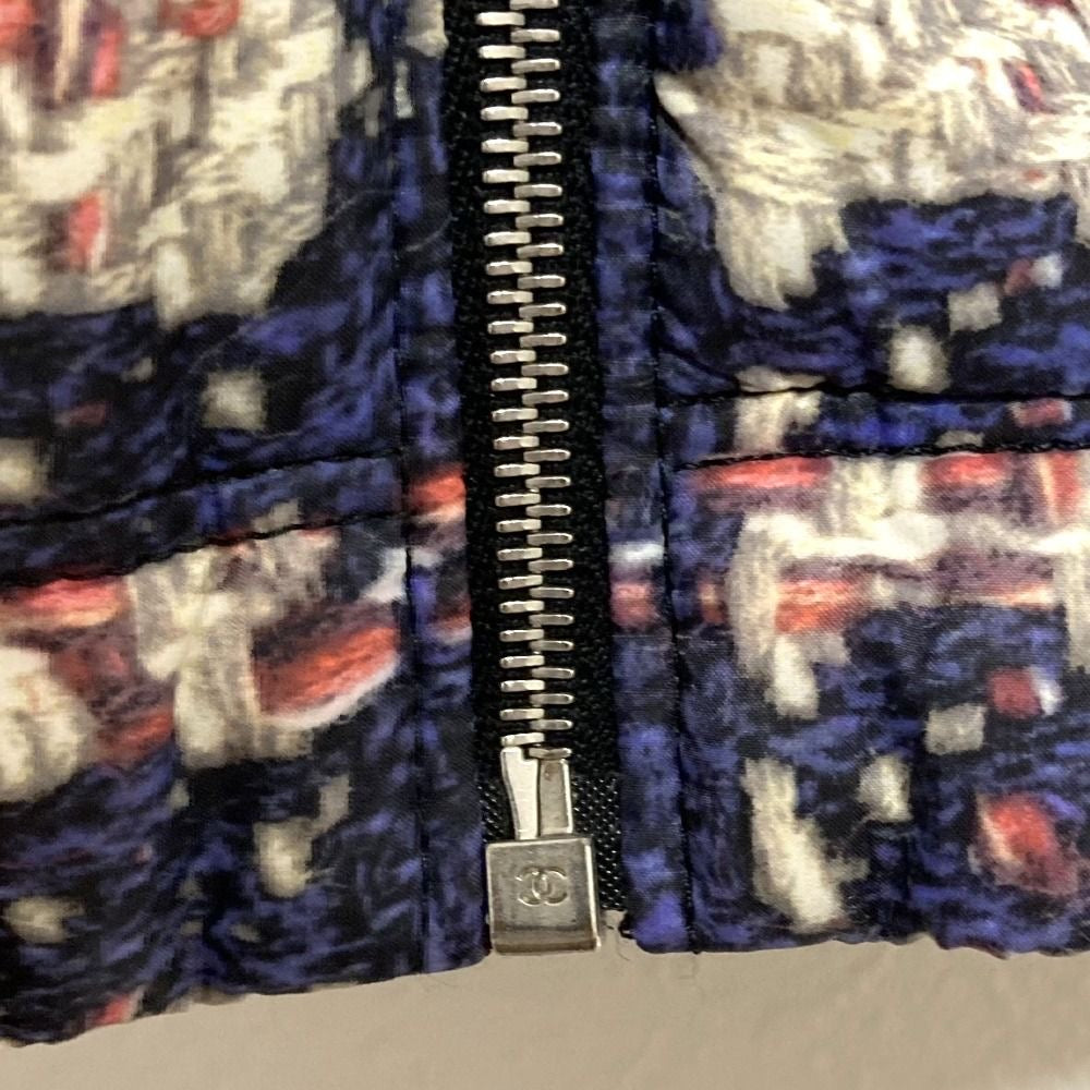 CHANEL Tweed Transfer Print Padded Jacket Size 34 – Excellent Condition