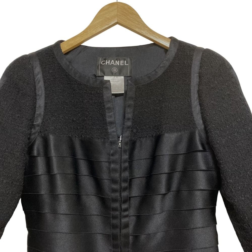 CHANEL 06A Tweed Tiered Combi Ribbon Zip Jacket Size 38 – Excellent Condition