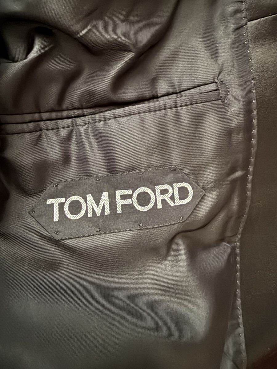 TOM FORD Cocktail Tuxedo Smoking Jacket Blazer — Size 46