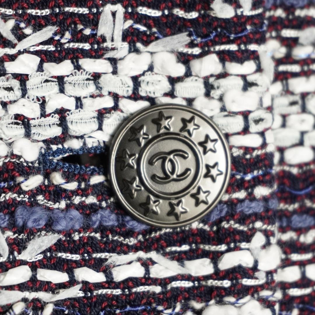 CHANEL Collarless Tweed Jacket Size 40