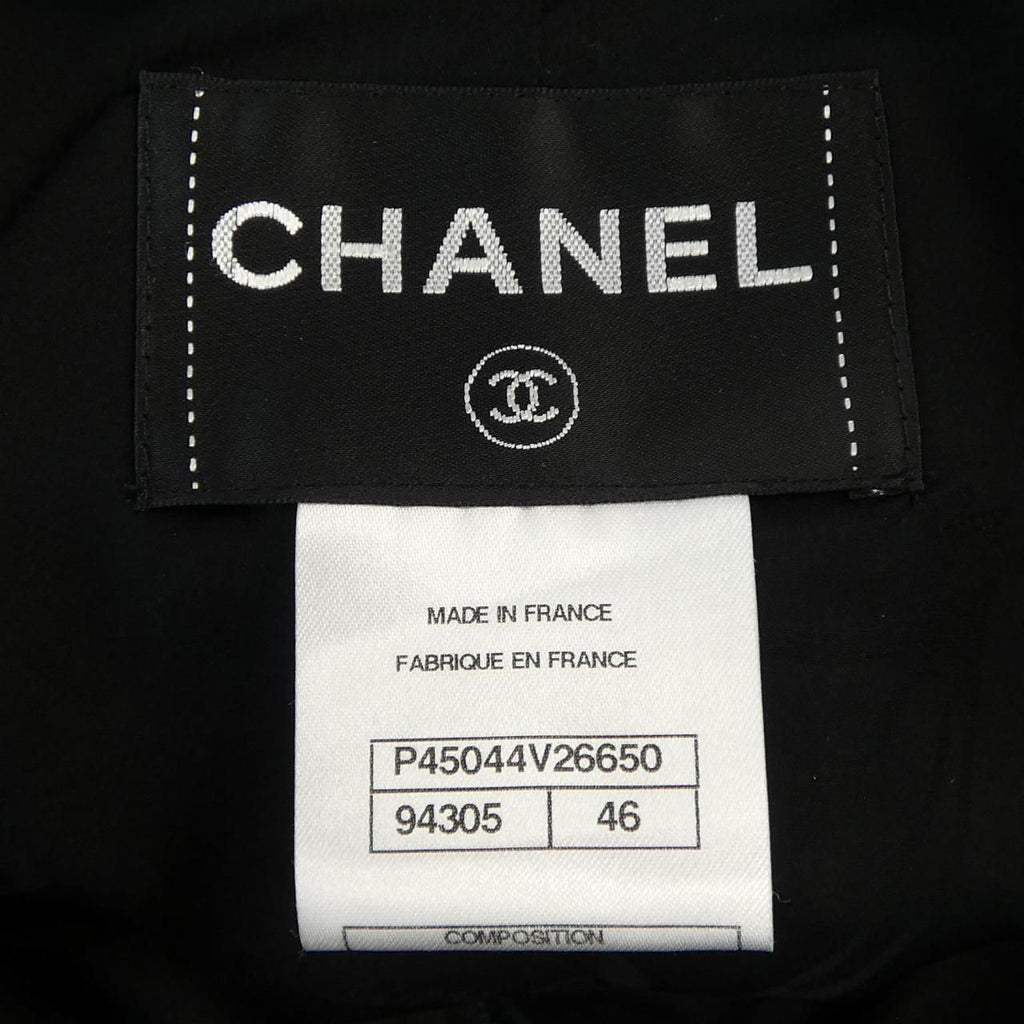 CHANEL P45044V26650 Collarless Jacket Size 46
