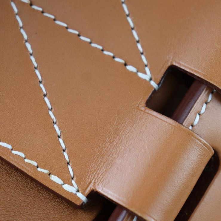 HERMÈS Villevorde 24 Shoulder Bag Veau Swift Taurillon Clémence Gold Brown Silver Hardware X Stamp