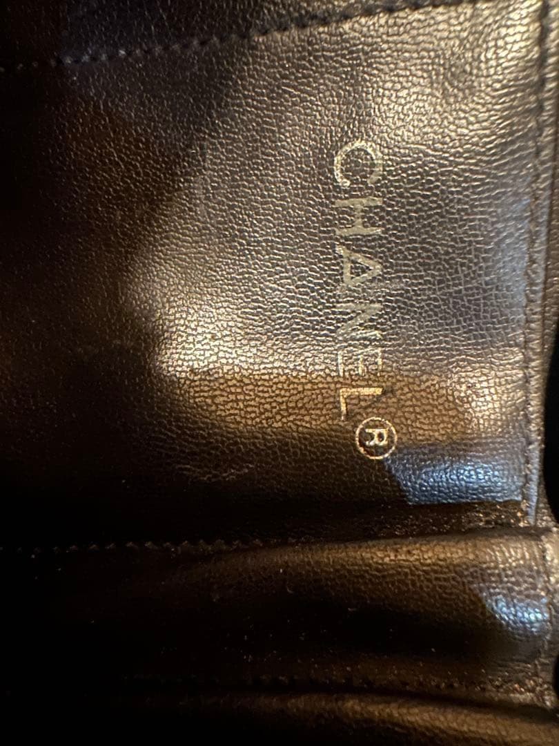 CHANEL Authentic Classic Classical Jumbo XL Quilted Deca  Matelassé 33 Chain Timeless Shoulder Bag — Black / Gold Hardware