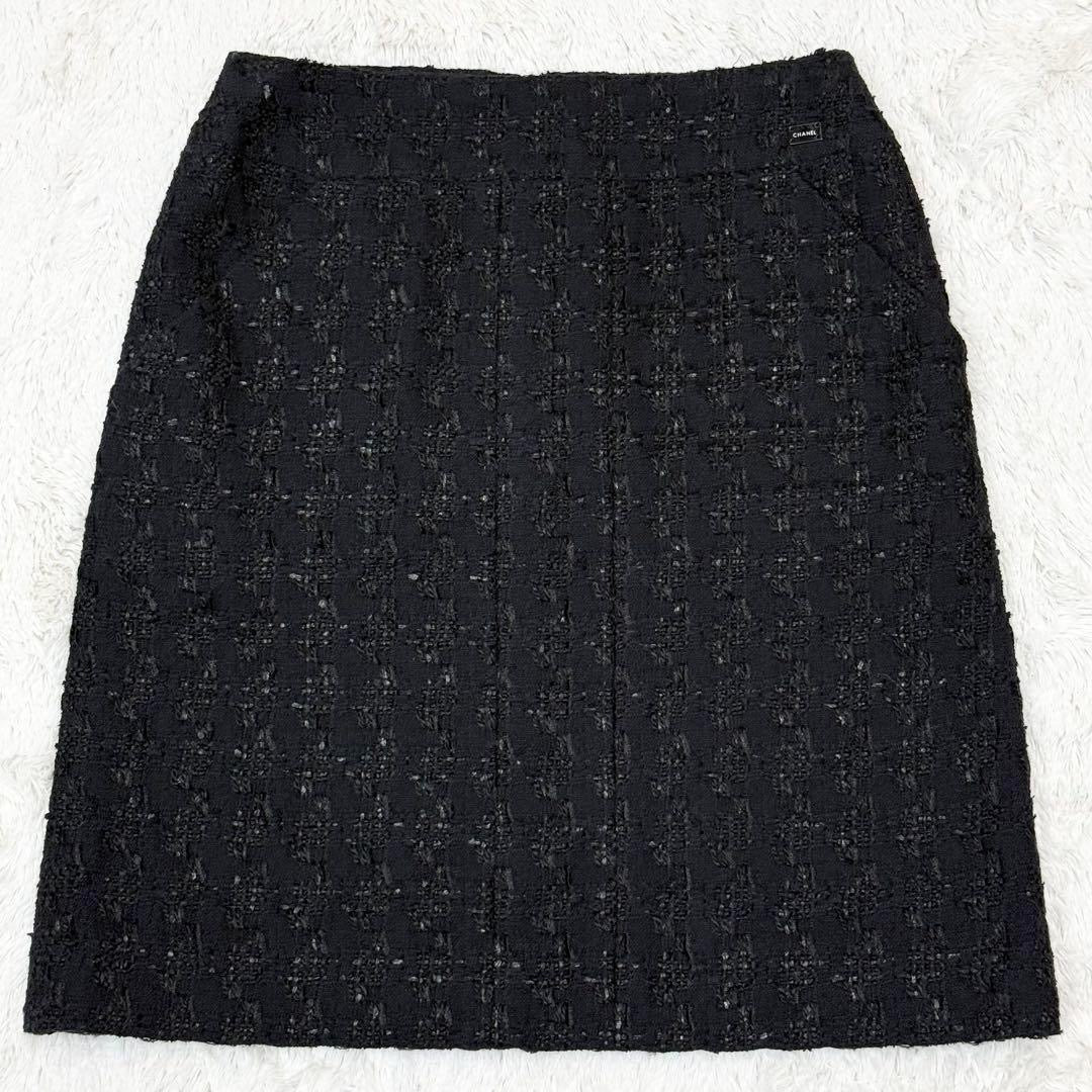 CHANEL Lame Tweed Setup Suit Camellia Button Black