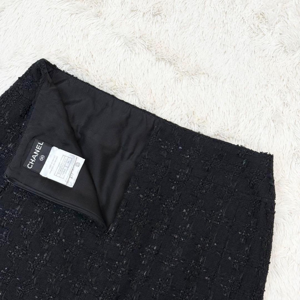 CHANEL Lame Tweed Setup Suit Camellia Button Black