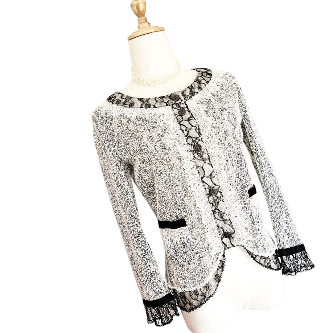 CHANEL Lace Embroidery Bicolor Cardigan Jacket Size 38