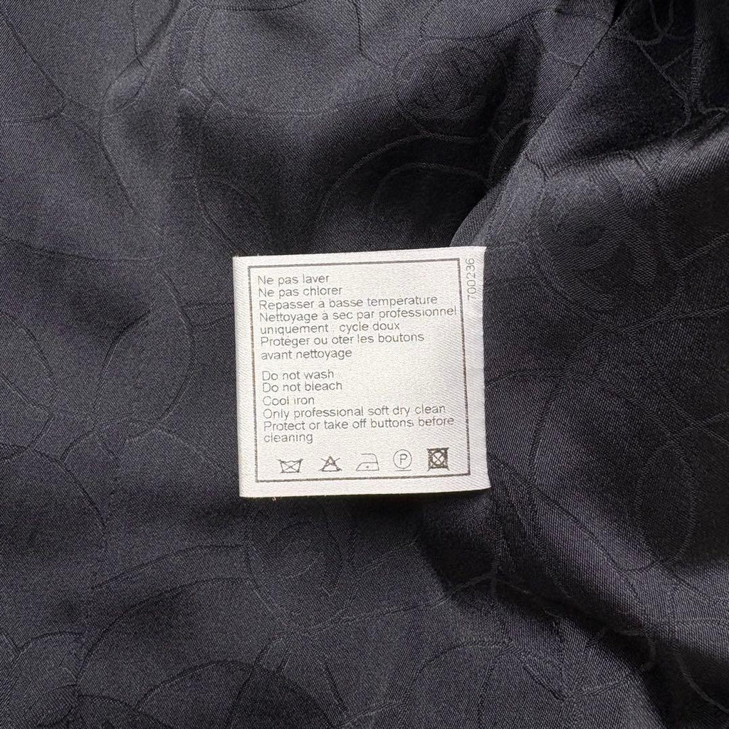 CHANEL 2003 Lamé Fancy Tweed Jacket Poodle CC Button Size 36