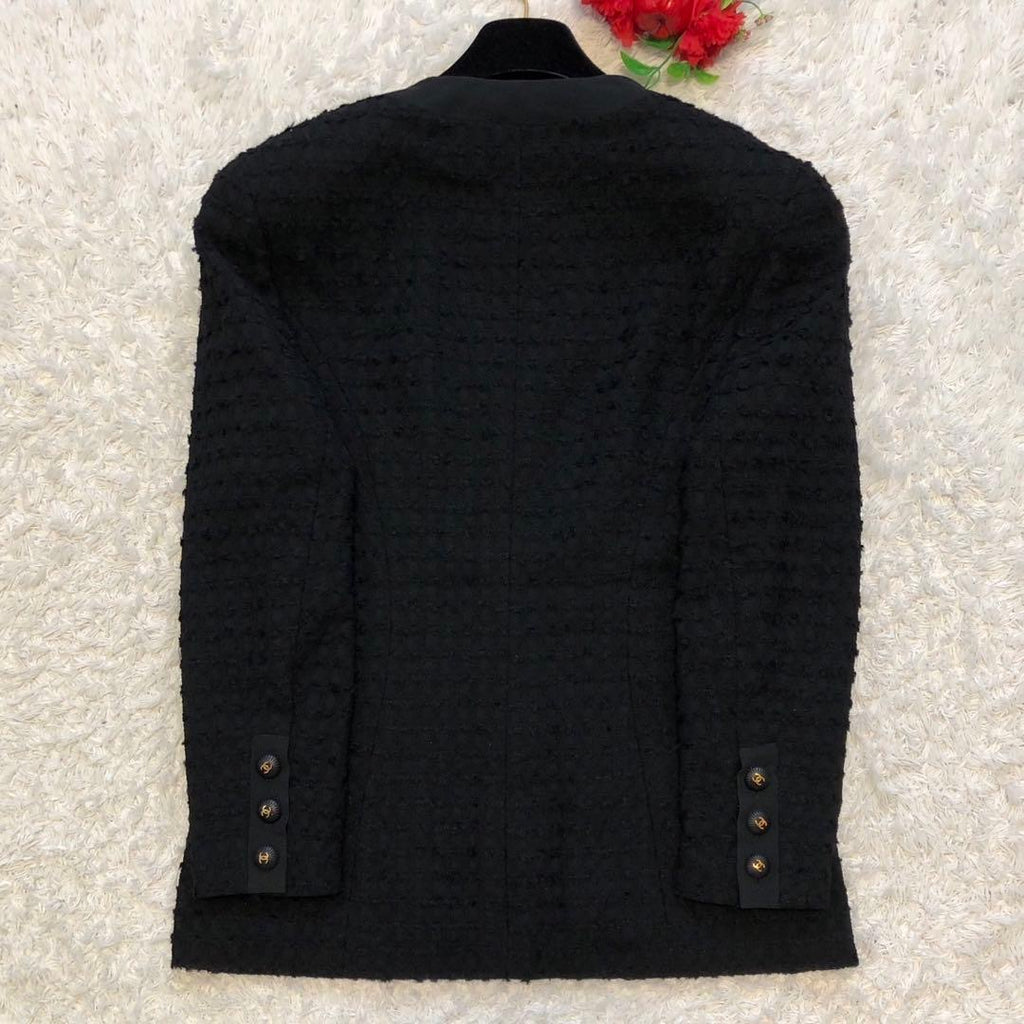 CHANEL 93P Tweed Collarless Jacket — Size 40