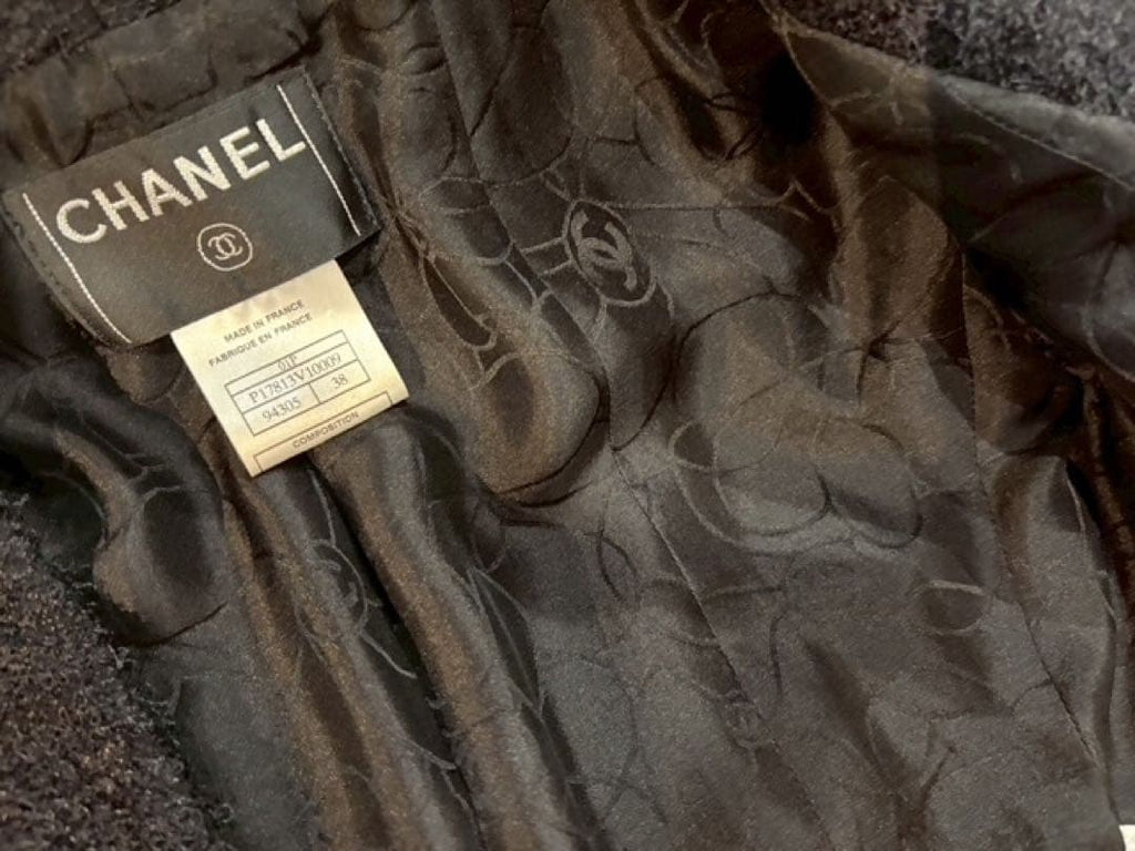 CHANEL Collarless Jacket — Size 38