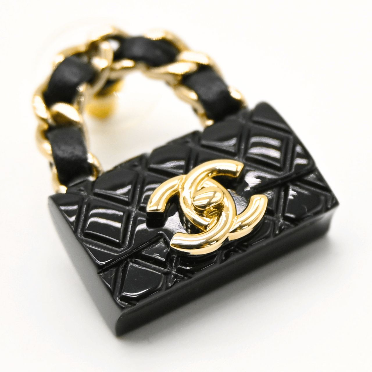 CHANEL B23C Timeless Classic Matelasse Motif Earrings Black Champagne Gold