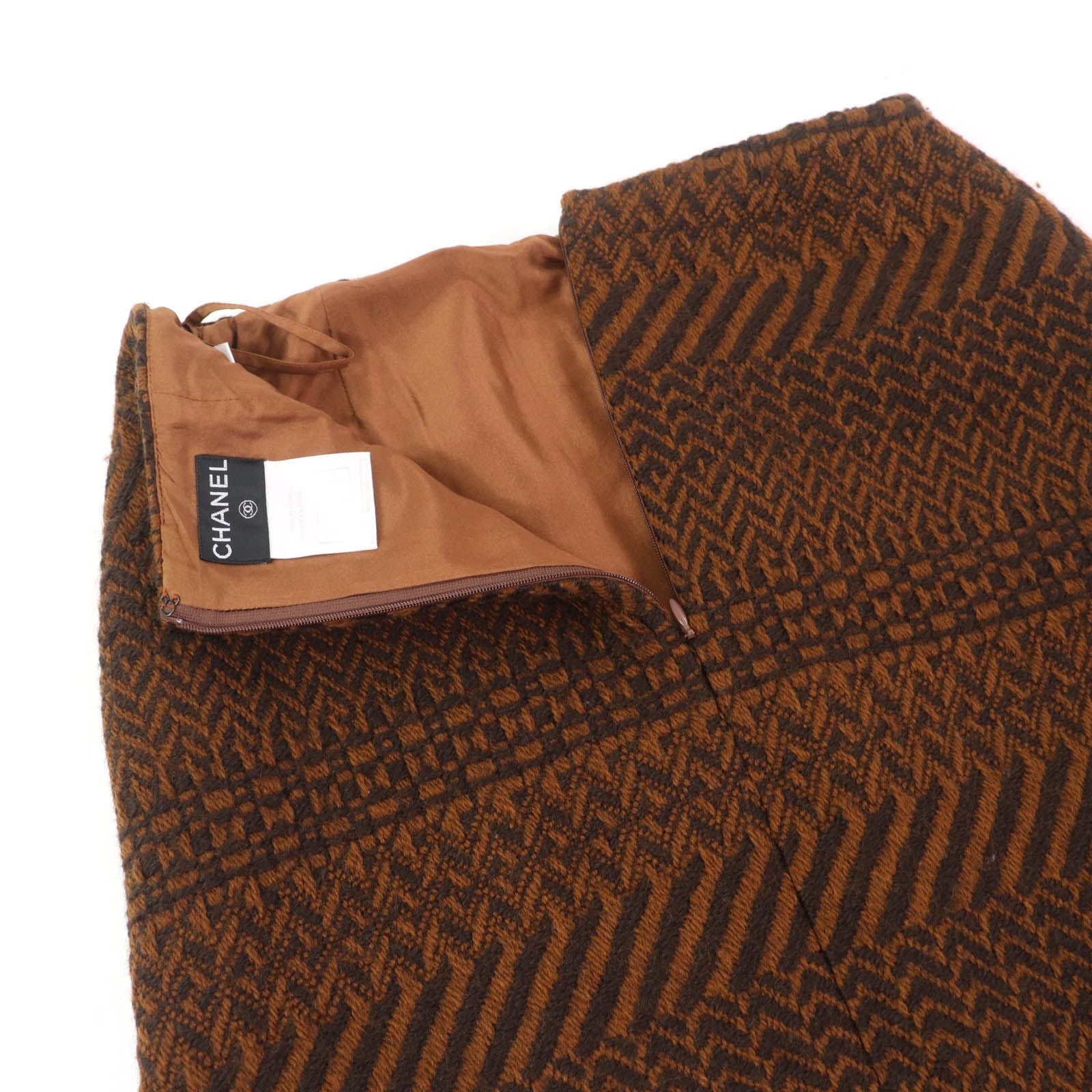 CHANEL 00A Wool Tweed Coco Mark Logo Lining Jacket & Skirt Setup Brown Size 38
