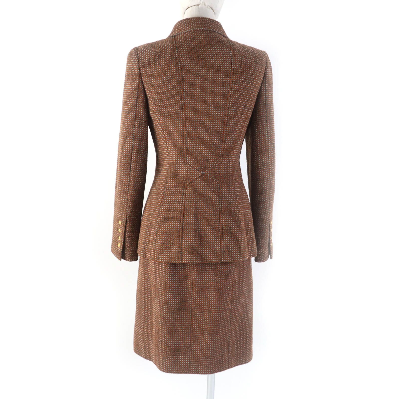 CHANEL 96A Vintage Coco Button Jacket & Skirt Setup Brown Size 38