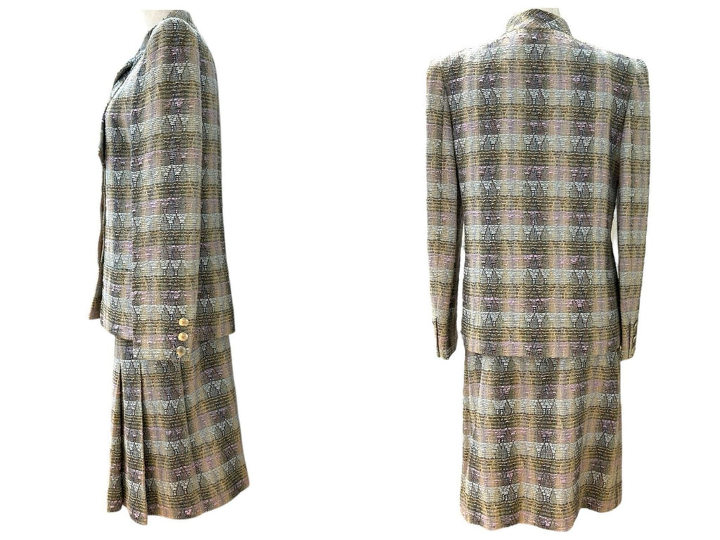 Chanel Boutique Tweed Wool Silk Blend Jacket & Skirt Suit Set Beige Grey Multicolour 38