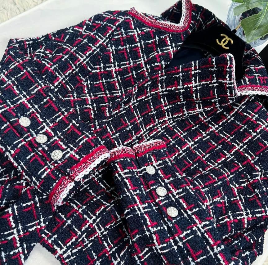 Chanel 2020 Rare Tweed Blouson Jacket 34