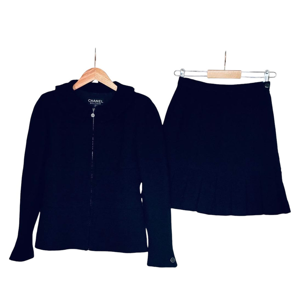 CHANEL Tweed Set-Up Zip-Up Logo Jacket & Skirt Size 36