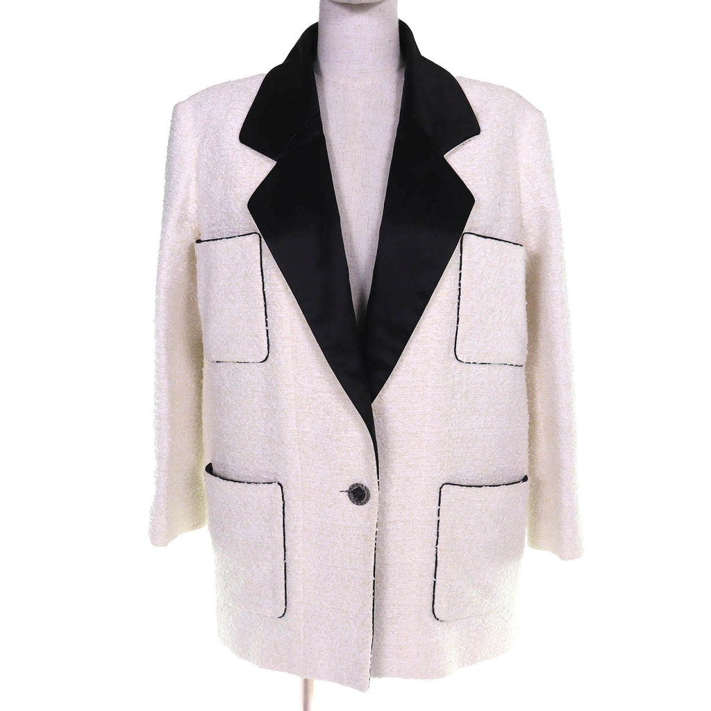 CHANEL 22P Lion CC Button Satin Collar Tweed Jacket Ivory Black — Size 34
