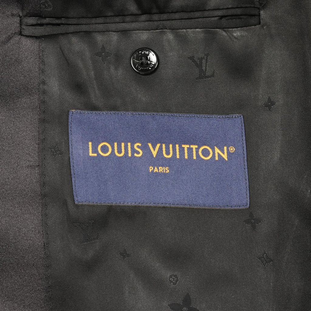 LOUIS VUITTON Coat — Size 44