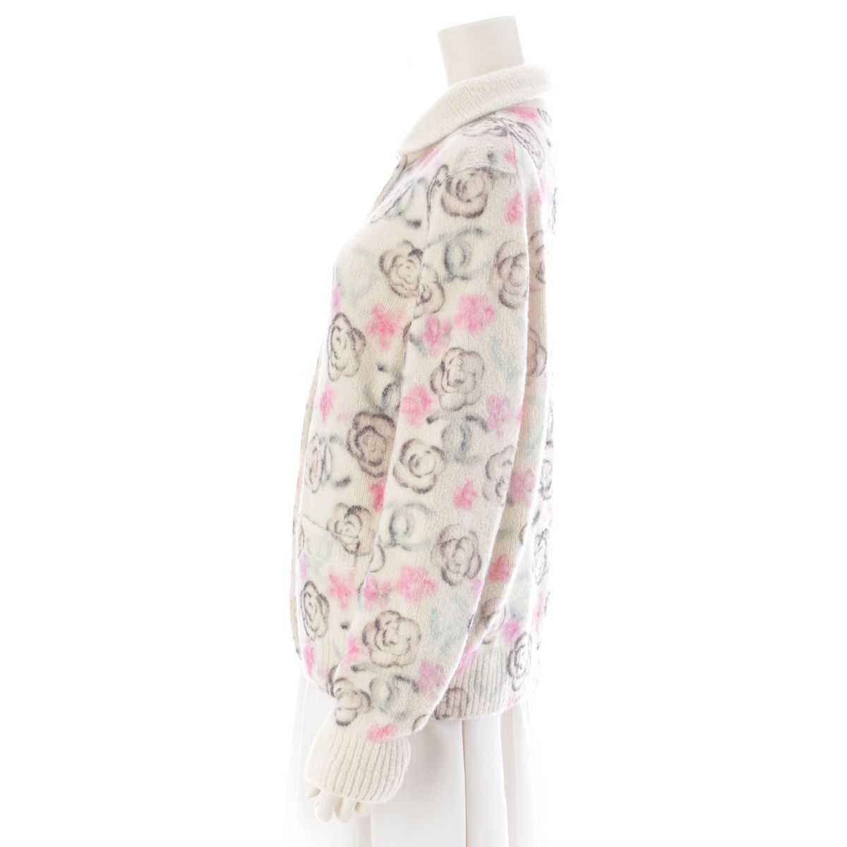 CHANEL 24A Coco Neige Cashmere Silk Camellia CC Stone Knit Blouson White — Size 42
