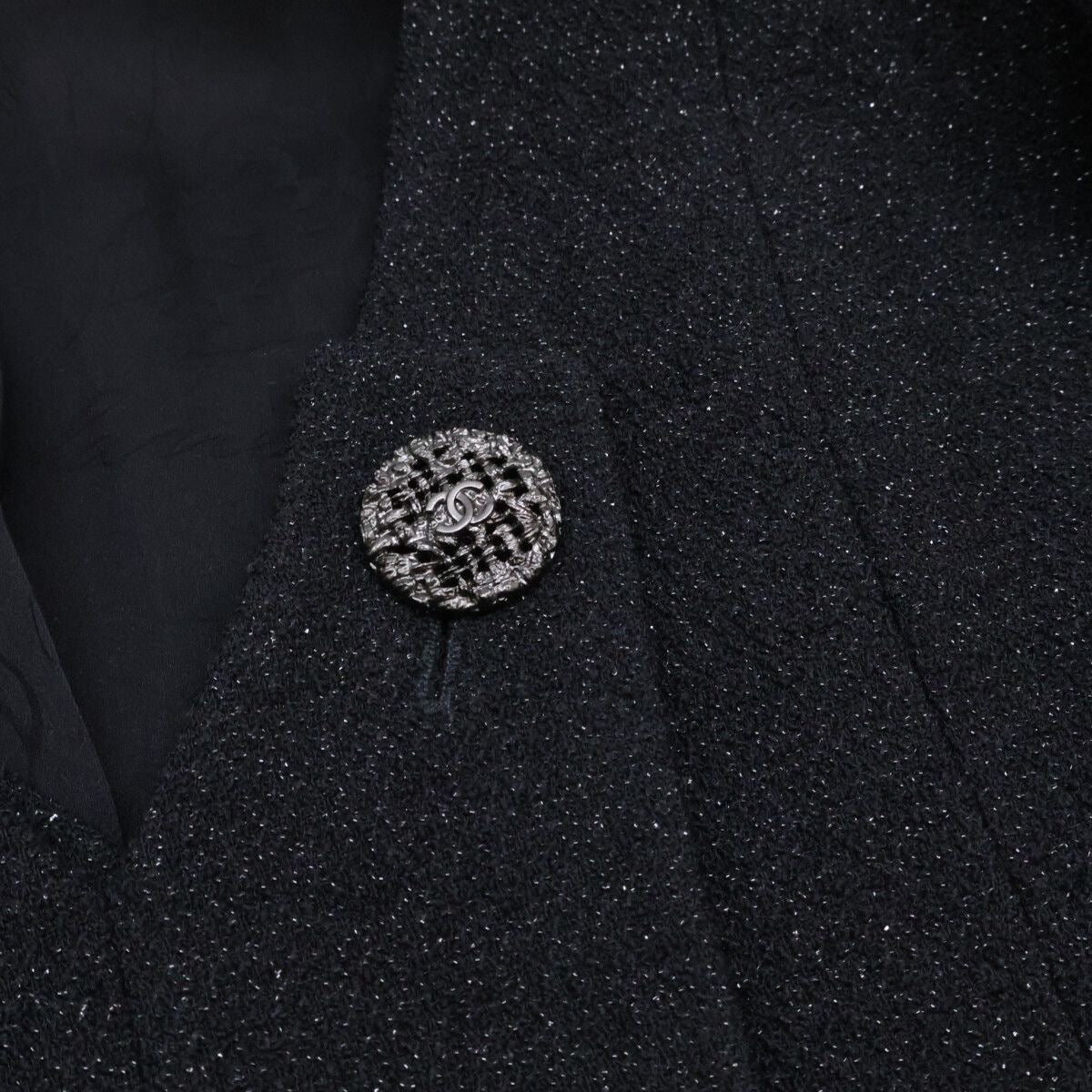 CHANEL 12AW Wool Nylon Tweed Collarless Jacket — Black Size 36