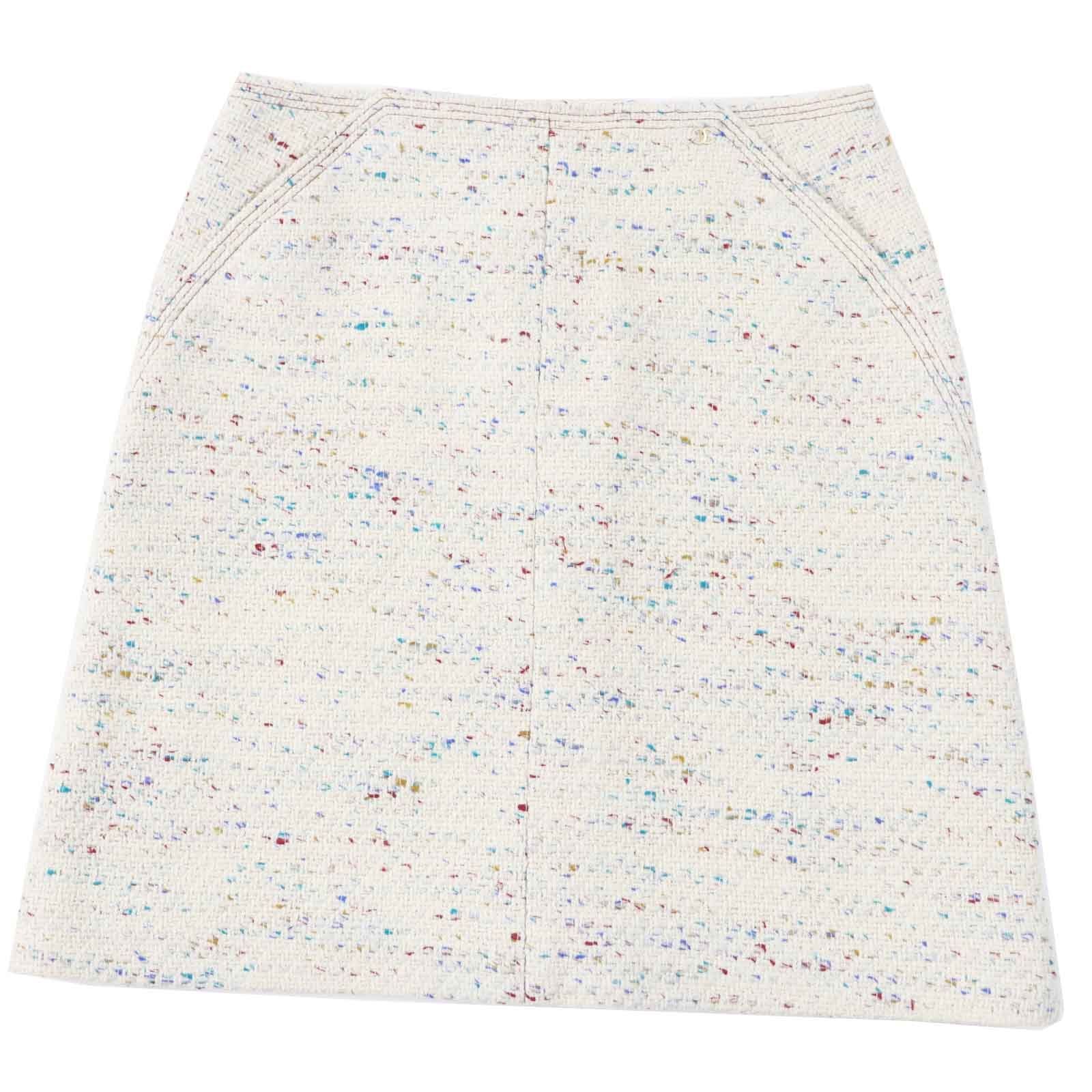 CHANEL Vintage 03C Coco Mark Plate Tweed Trapeze Skirt — Light Beige / Multi Size 46