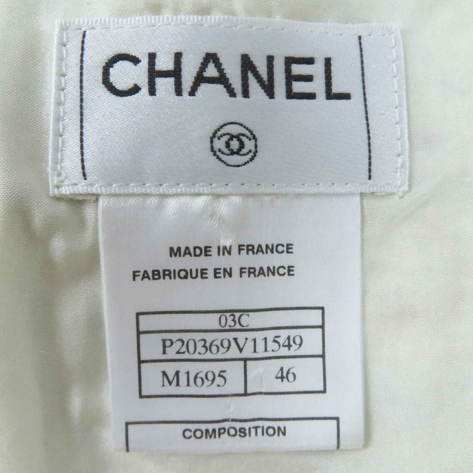 CHANEL Vintage 03C Coco Mark Plate Tweed Trapeze Skirt — Light Beige / Multi Size 46