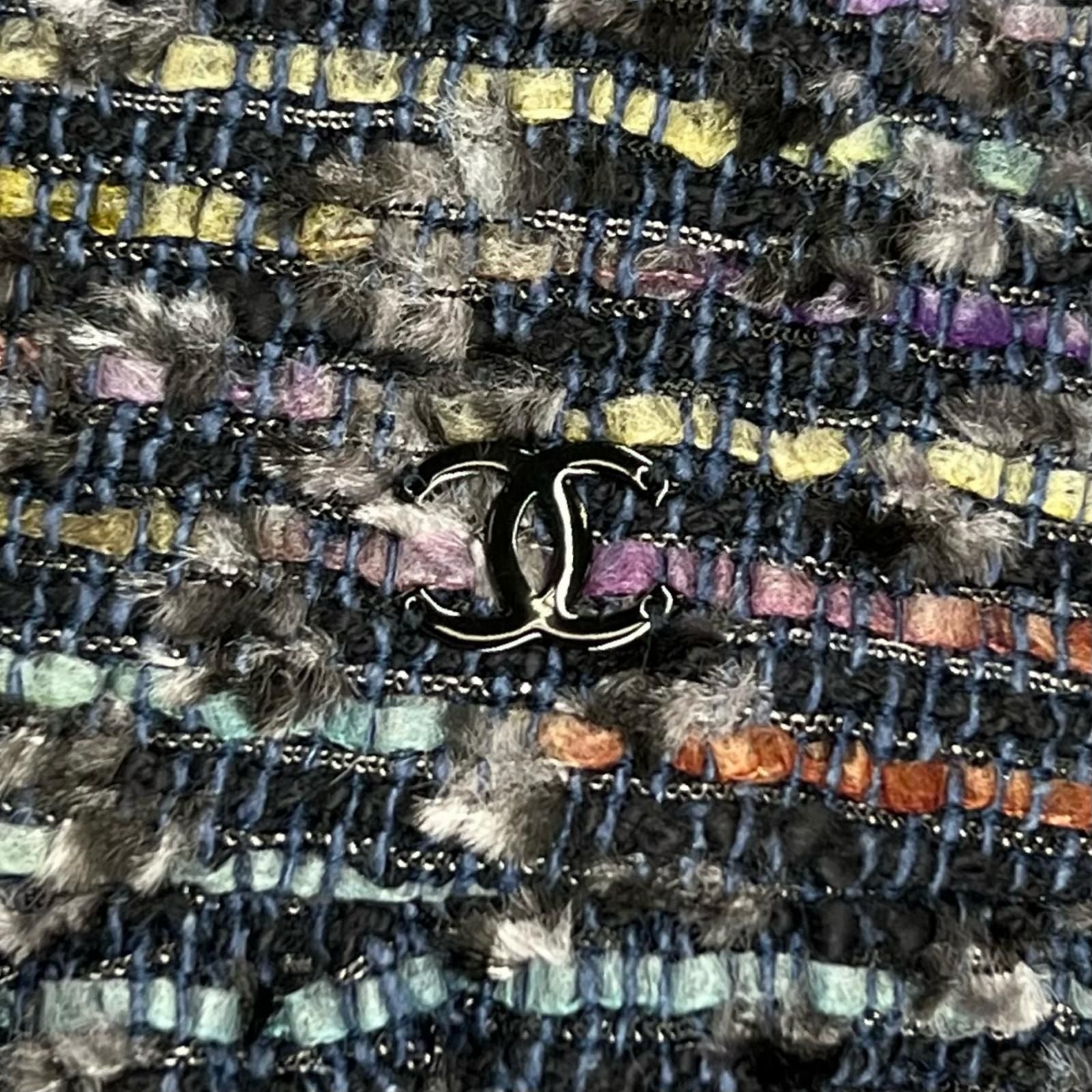 CHANEL Vintage 05A Coco Mark Tweed Skirt — Multicolor Size 34
