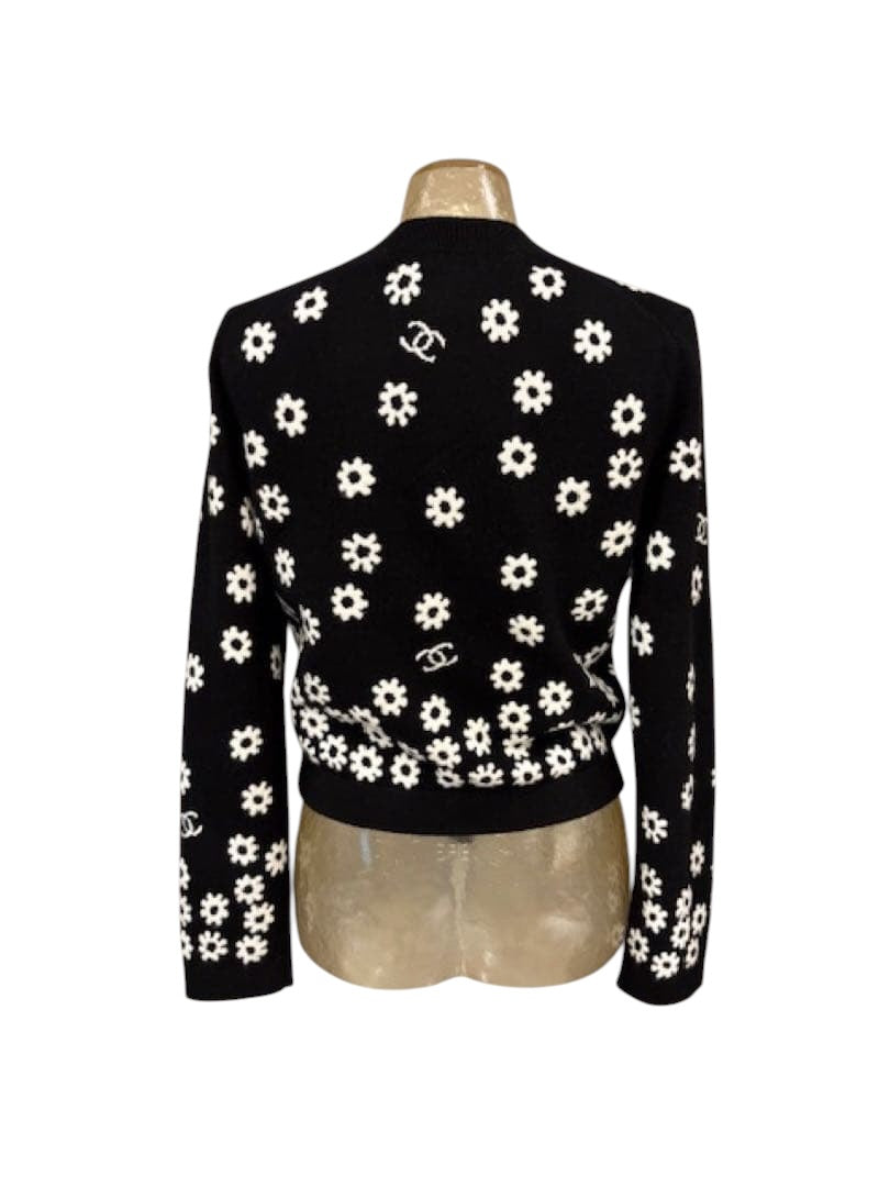 CHANEL Cashmere Floral Cardigan Jacket Size 34