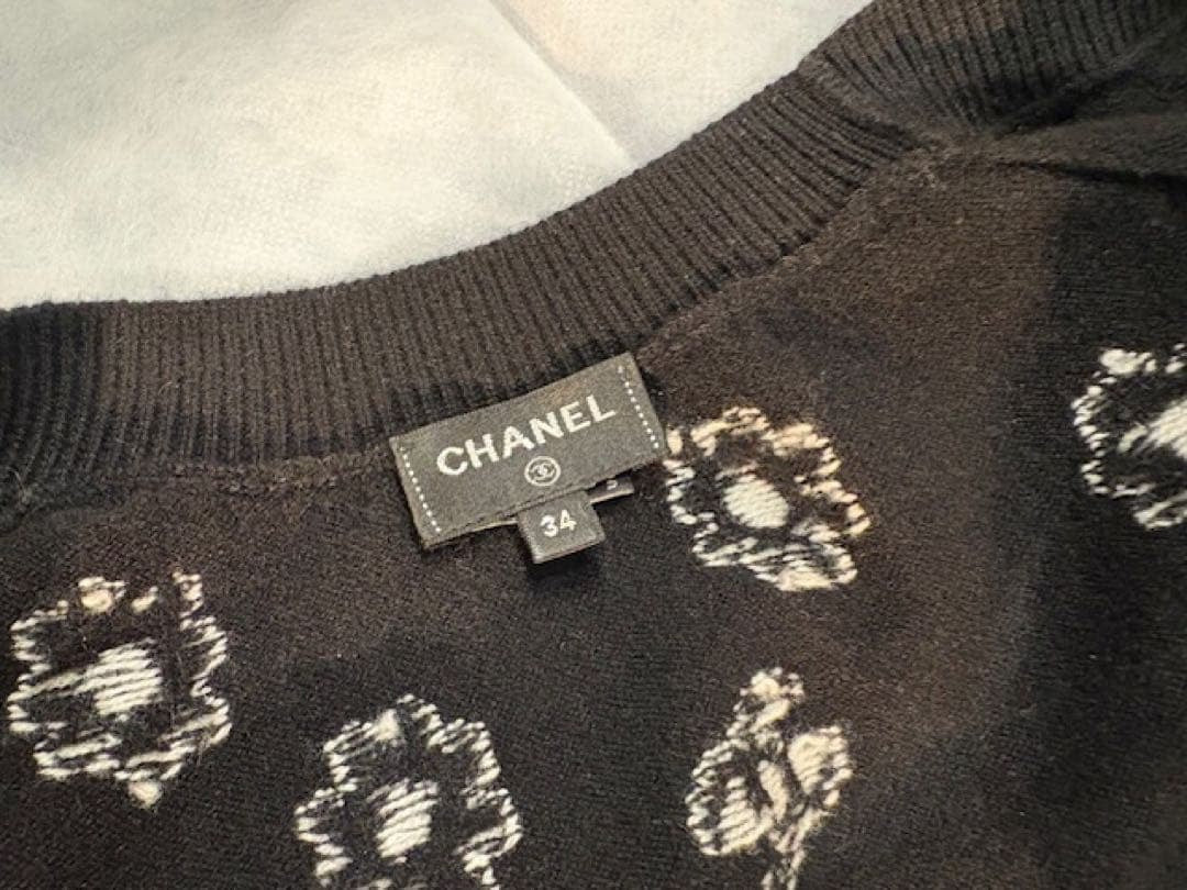 CHANEL Cashmere Floral Cardigan Jacket Size 34
