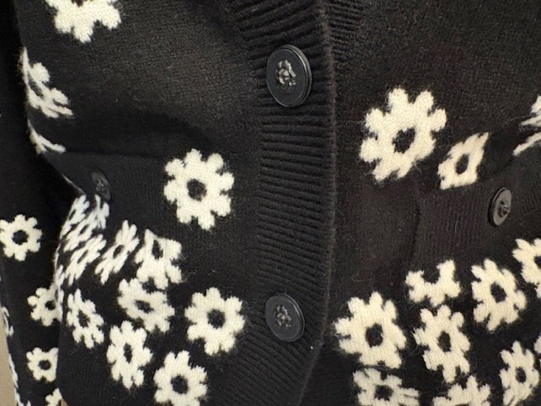 CHANEL Cashmere Floral Cardigan Jacket Size 34
