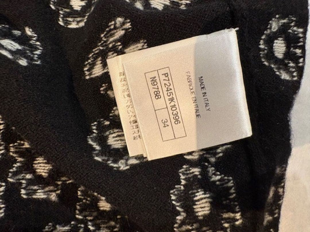 CHANEL Cashmere Floral Cardigan Jacket Size 34