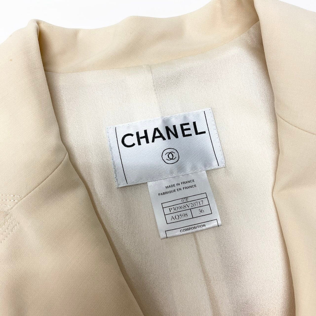 CHANEL 2007 07P Safari Jacket 4-Pocket Coco Mark Size 36 Ivory Made in France P30968V20717