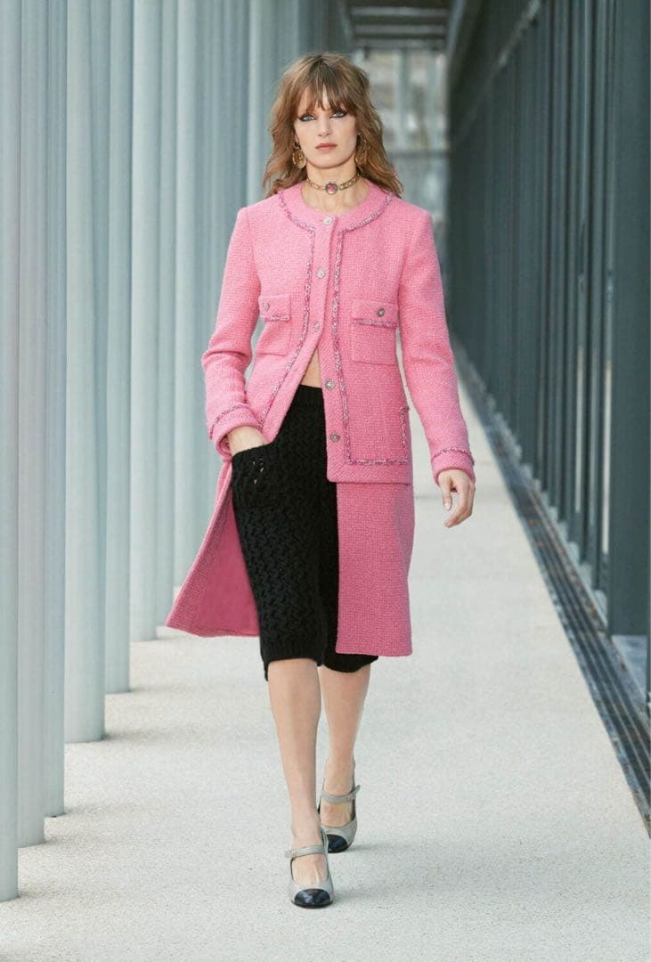 Chanel Pink Tweed Coat Runway Collection Size 34 Brand New with Tags