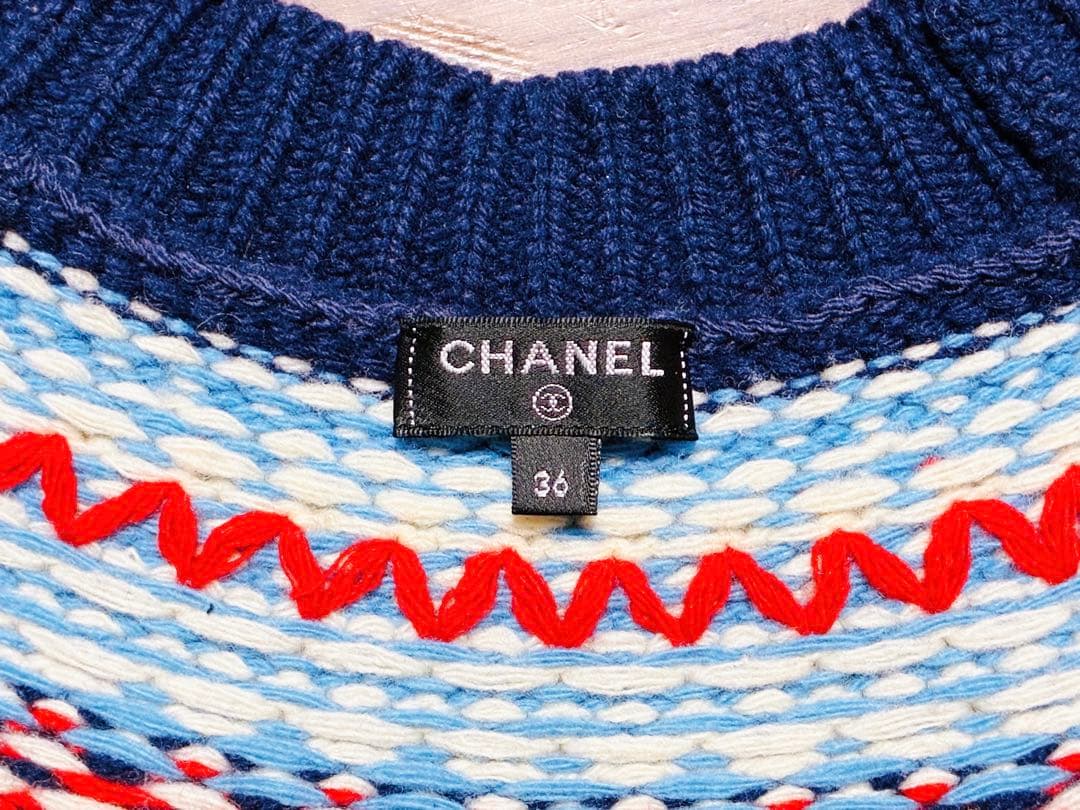 Chanel Coco Neige Wool Sweater Size 36 Like New