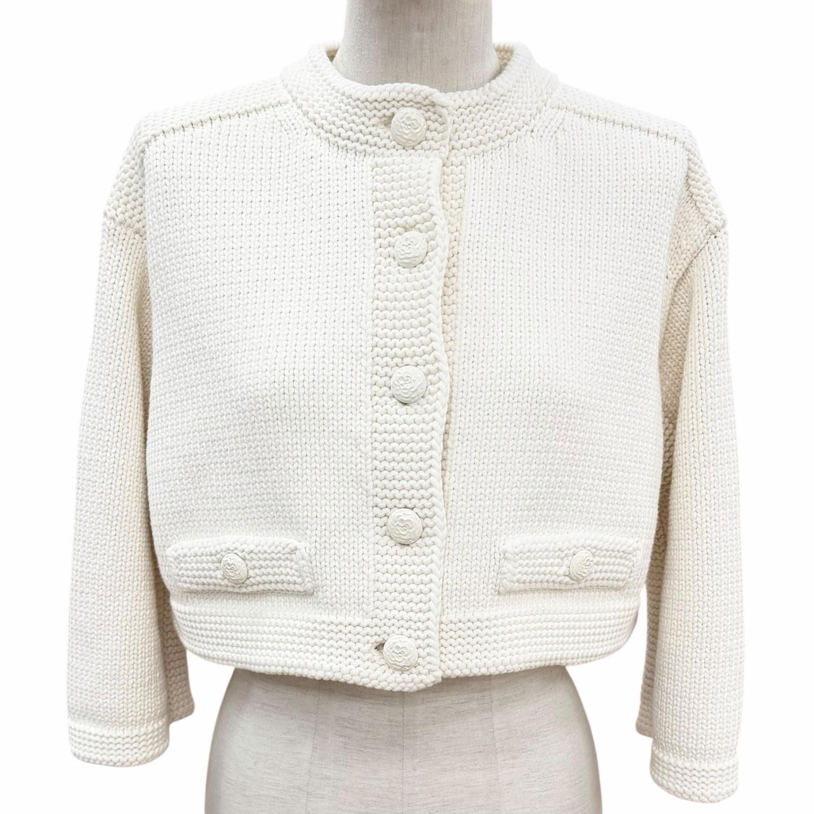 CHANEL 2025 コットン CCロゴ ボタン クロップドジャケット ブルゾン オフホワイト P79983 サイズ36