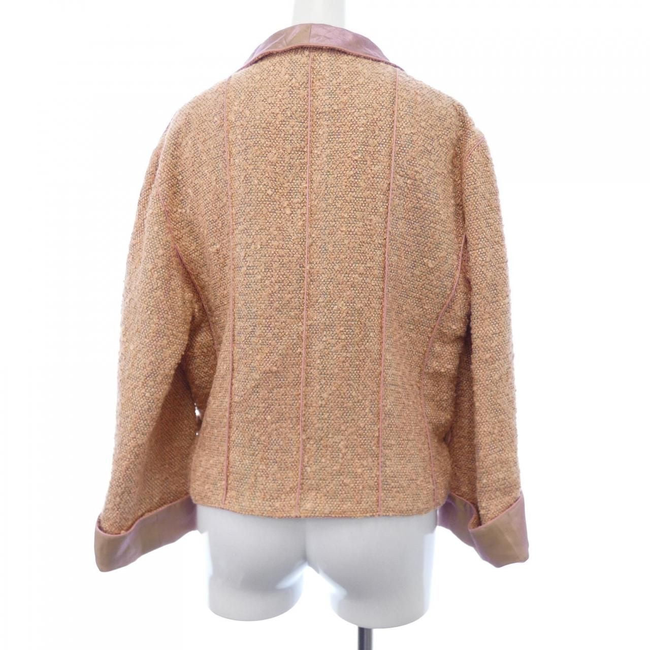 CHANEL Jacket Size 38